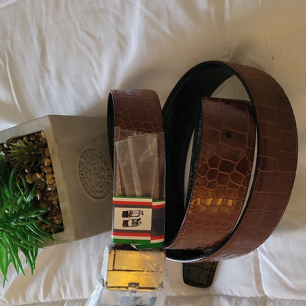 MEN'S REVERSIBLE BELT - Picture 3 of 6